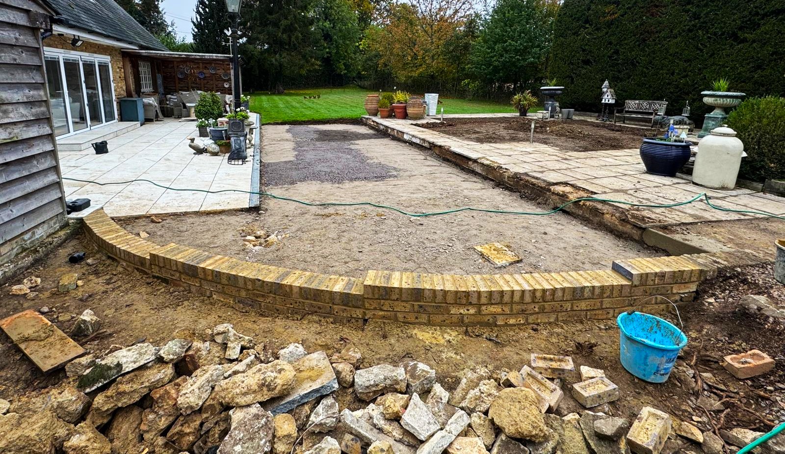 Hedge trimming and shaping Horley